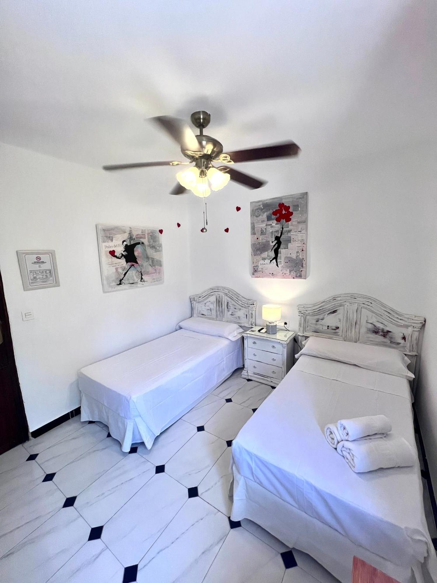 Hotelito Suecia غرناطة المظهر الخارجي الصورة